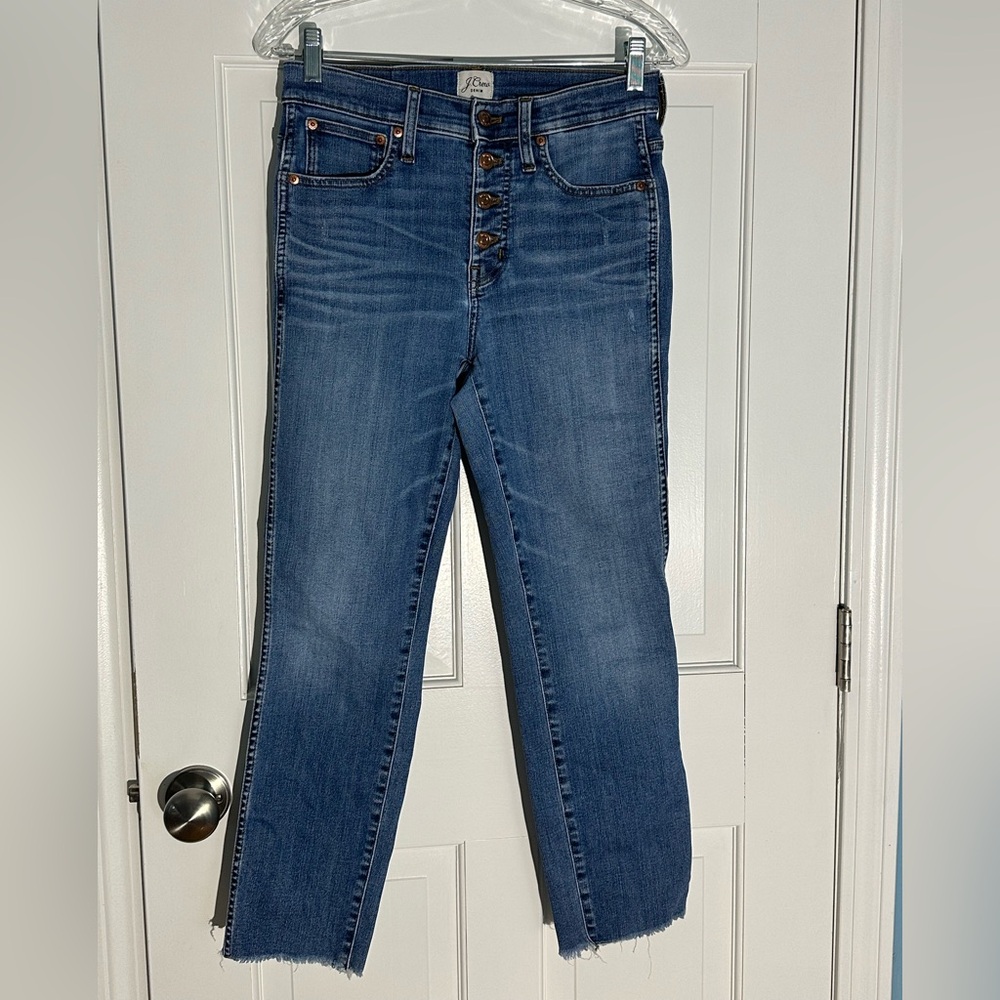 🌷J Crew Vintage Straight Button Fly size 27🌷